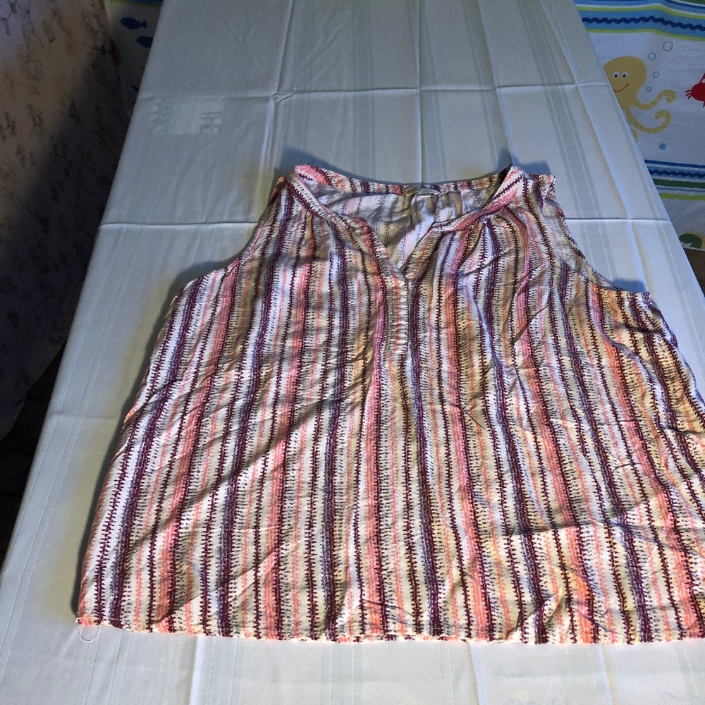 TWO SONOMA TANK TOPS, SLEEVELESS, LARGE AND EXTRA LARGE - Picture 3 of 14